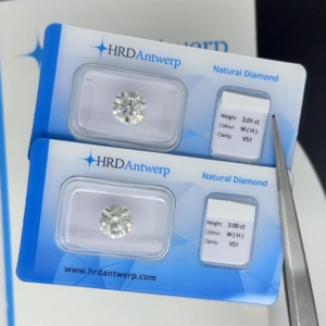 เพชรร่วง 3.00ct + 3.01ct